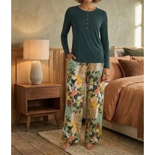 Biçomi Çiçek ve Yaprak Desenli Nefes Alan Yumuşak Doku Ev & Uyku Pijama Takımı