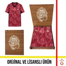 Galatasaray Lisanslı Puma 2025-2026 Bordo Alternatif Forma Aslan Ahşap Kutulu 77981303