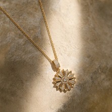 Eos Kolektif Işıltılı Zirkon Taşlı Çiçek Formlu Gold Kolye