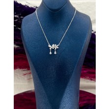 Livora Jewelry 925 Ayar Gümüş Zirkon Taşlı Lotus Damla Zarif Kadın Kolye