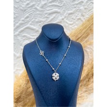 Livora Jewelry 925 Ayar Gümüş Zirkon Taşlı Şans Yoncası Zarafet Kadın Kolye