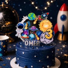Uzay Gezegen Temalı Erkek Çocuk Doğum Günü İsme Özel Kişiselleştirilebilir 3D Çubuklu Pasta Süsü Cake Topper (22x20 cm)