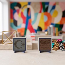Miaju Geniş Aydınlık Salonlar, Çalışma Masaları ve Ofisler İçin Kelime-i Tevhid Tasarımı ve Damla Hat Meâlli Besmele Takımı 10x10 cm, Açık Kahve - Kül Gri