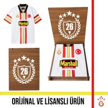Galatasaray Lisanslı 1998-1999 Beyaz Retro Forma 26 Şampiyonluk Ahşap Kutulu E251568
