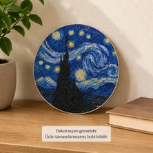 Wooden Things Yıldızlı Gece Yuvarlak Ahşap Elmas Boyama Kiti – 20 cm
