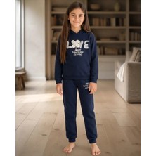 Kız Çocuk Lacivert Kapüşonlu Sweatshirt ve Eşofman Altı Takım · 2 Parça