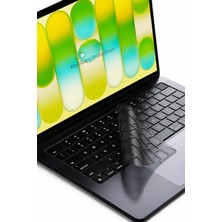 Novstrap Apple MacBook Neo 13 Inç (A18 Çip) A3404 ile Uyumlu Türkçe Q Gri Füme Silikon Klavye Koruyucu Kılıf