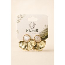 Kadın Detaylı Gold Yelpaze Form Küpe