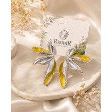 Gold Gümüş Sarı Çift Renk Çiçek Tasarımlı Kadın Küpe