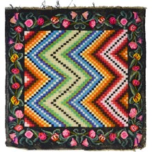 Kilim Co. Vintage Karabağ El Dokuma Kilim, Zikzak Desenli Çiçek Bordürlü 170X170 cm (2.9 M²)