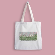 Designedfy Flowers Baskılı Kadın Bez Çanta Su Geçirmez Özellikleriyle Şık ve Dayanıklı Tasarım