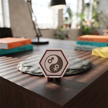 Miawiki Felsefi Dokunuşlu Yin Yang ve Cinsiyet Sembollü Modern Masaüstü Süsü Ofis Köşelerinizi Tamamlayan Zarif ve Şık Bir Tasarım Obje 10X10 cm