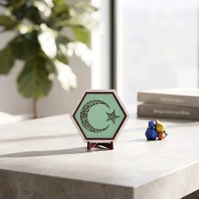 Miawiki Hat Sanatıyla Tasarlanan Hilal ve Yıldız Dekoratif Objesi, Yaşam Alanlarına Zarafet Katan Masaüstü Aksesuarı 10X10 cm