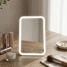 Acetech Araç Içi Dokunmatik LED Işıklı 3 Modlu Şarjlı Makyaj Aynası