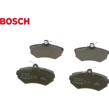 Bosch Ön Fren Balata Tk. Audı A4 B5 1994-2001 Passat B5 1996-2001 1,6 1,8 1,8t 2,3 1,9d 8E0698151 0986494021