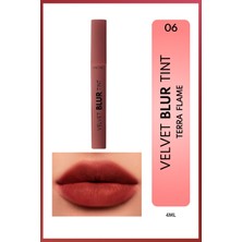 Velvet Blur Tint Kadife Bitişli Nemlendirici Mat Ruj - 06 Terra Flame - Kırmızı