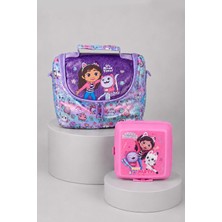 Gabby's Dollhouse x Dekomus Lisanslı Gabby’s Dollhouse Meow Magic Collection Termoslu Beslenme Çantası ve Beslenme Kabı Seti