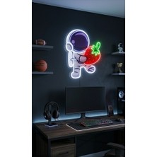 3D Bade Çilekli Astronot