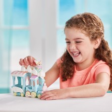Sylvanian Families Uçan Bulutlu Gökkuşağı Treni 5702