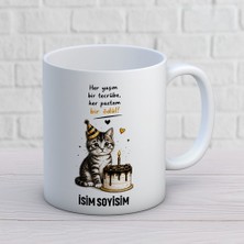 Ajans 313 AJANS313 Kişiye Özel Her Yaşım Bir Tecrübe Kupa Bardak - Doğum Günü Pastalı Kedi Tasarımlı Hediye