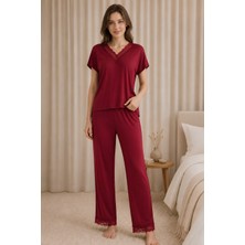 Jusmart Kadın Kırmızı Kısa Kollu V Yakalı Lez Dantelli Viskon Pijama Takımı Nakışlı Uzun Alt Üst 2'li Ev Giyim Uyku Takımı %94 Viskon %6 Elastan Örme Kumaş Ring Kalite Rahat Şık Homewear