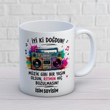 Ajans 313 AJANS313 Kişiye Özel Ritmin Hiç Bozulmasın Kupa Bardak - Retro Kasetçalar Tasarımlı Nostaljik Hediye