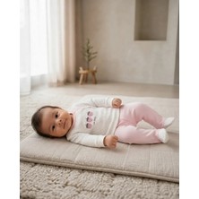 Pembe – Puanlı Çilek Desenli Pamuklu Kız Bebek Takımı Mevsimlik