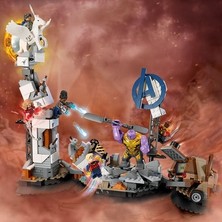 Sungur's Store Avengers Temalı 5 Minifigür ile Eğlenceli Set