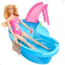 Sungur's Store Havuz Oyun Seti ile Barbie Bebek Eğlencesi