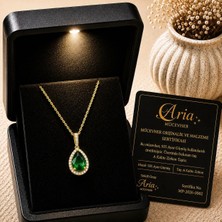 Eva's Jewellery Diamonds Zümrüt Kolye 925 Ayar Gümüş Damla Kesim, 18 Ayar Gerçek Altın Kaplama, Mücevher Sertifikalı ve Işıklı Hediye Kutulu