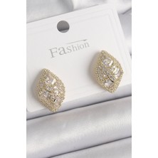 Inure Jewelry Pirinç Gold Renk Zirkon Taş İşlemeli Damla Model Kadın Küpe