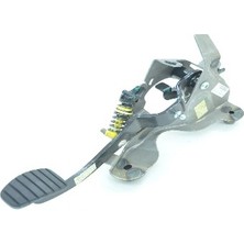 Oto101 Renault Fluence L 38 Debriyaj Pedalı 09-