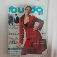 Burda Dergi Ekim 2006/10  Evrensel Moda Dergisinin Ekim 2006 Sayısı. Kapak ve Iç Sayfalarda Yer Alan Kadın