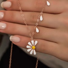 Inure Jewelry Gümüş Rose Papatya Seviyor Sevmiyor Bayan Kolye