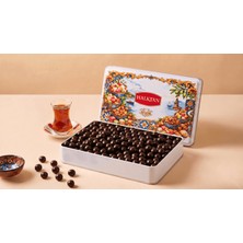 Halktan Premium Çikolatalı Fındıklı Bitter Draje Kutusu  1500 Gr.