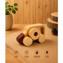 Wooden Motion Doğal Ahşap Klasik Mini Araba – Hareketli Tekerlekli Oyuncak