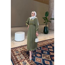 Riella Butik Dantel Yakalı Zarif Tesettür Elbise