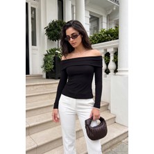 Lela Pamuklu Fitted Fit Madonna Yaka Bluz Kadın Bluz 5866862