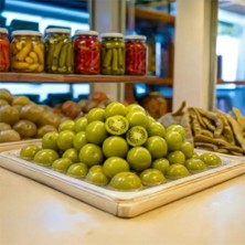 Tarihi Kemerburgaz Turşucusu Domates Turşusu 1 kg