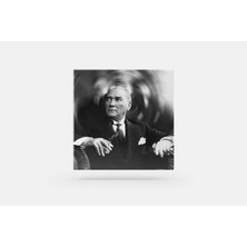 Fotolyo Atatürk Tablosu; Geçit Törenin Ankara Hipodrom. Siyah - Beyaz, Kare
