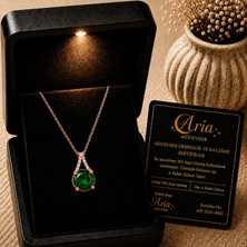Eva's Jewellery Diamonds Zümrüt Zirkon Taşlı Kolye Sertifikalı ve Işıklı Hediye Kutulu, 925 Ayar Gümüş 18 Ayar Gerçek Altın Kaplama