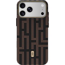 iPhone 18 Pro Uyumlu Kılıf M-Safe Şarj Özellikli Raptic Aramid Skin Serisi Karbon Kapak Siyah