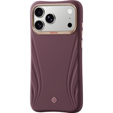iPhone 18 Pro Max Uyumlu Kılıf M-Safe Özellikli Çizgili Logolu Udemos Freedom Serisi Kapak Bordo