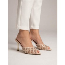Lescarpe 8794 Rengi Sivri Burun Topuklu Kadın Terlik Topuk Boyu: 11 cm
