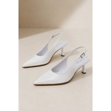 Best Cover Celıne Kadın Beyaz Sivri Burun Kırışık Rugan Slingback Tokalı 7 cm Ince Topuklu Ayakkabı