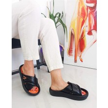 Lescarpe LES060 Siyah Turuncu Renk Puflu Bant Detaylı Kalın Taban Kadın Terlik