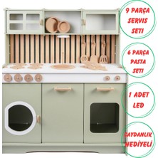 St. Morritz Ahşap Oyuncak Mutfak 9 Parça Servis Seti + LED Hediye + Ahşap Desen Arkalık