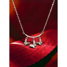 Lunel Silver 925 Ayar Gümüş Taşlı Sallanan Üç Kelebek Kolye - Zarif ve Işıltılı Tasarım (3,39 Gr.)