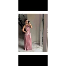 Metalik Dokulu Halter Yaka Yırtmaçlı Uzun Elbise Pembe