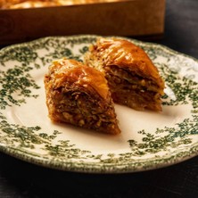 İnanç Fırın Inanç Fırın Cevizli Köy Baklavası 1 kg
